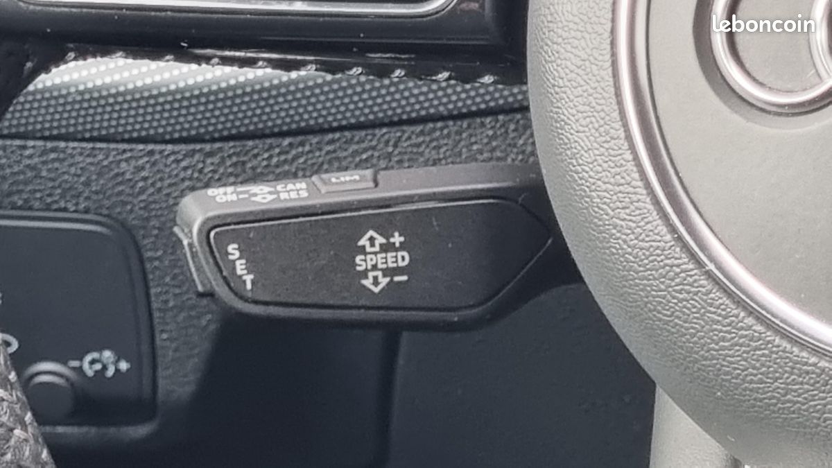 AUDI Q2 35 TFSI COD 150 S tronic 7 S Line (image 29)