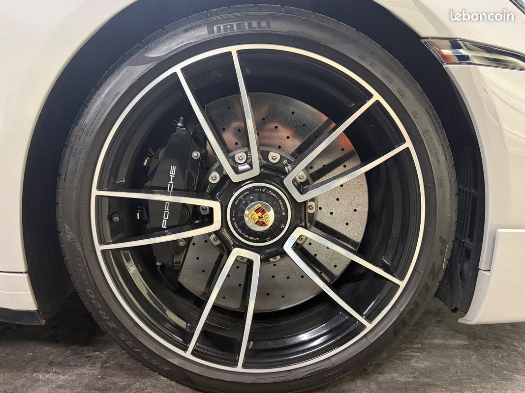 Porsche 911 992 TURBO S 650CH CABRIOLET PDK (image 40)