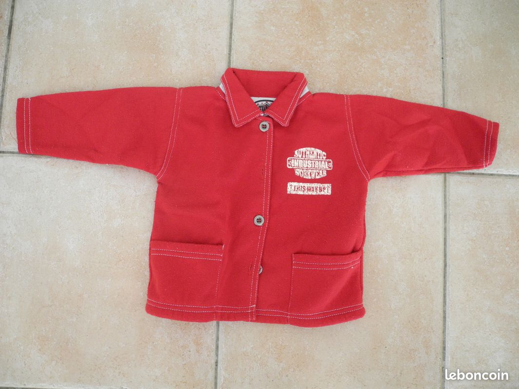 Veste rouge 1an (sophie31) (image 1)