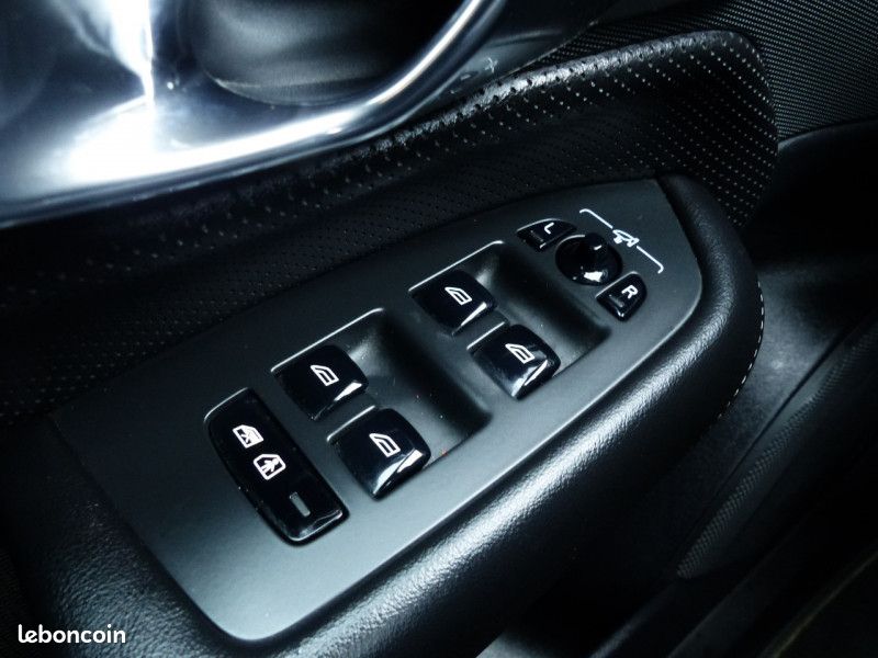 Volvo XC90 D5 AWD 225CH R-DESIGN GEARTRONIC 7 PLACES (image 37)