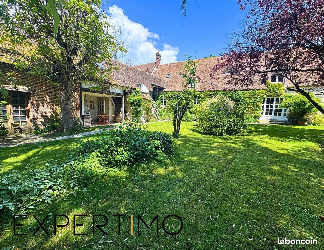Maison 10 pièces 237 m² · à Rambouillet · 237 m² · 449 000 €