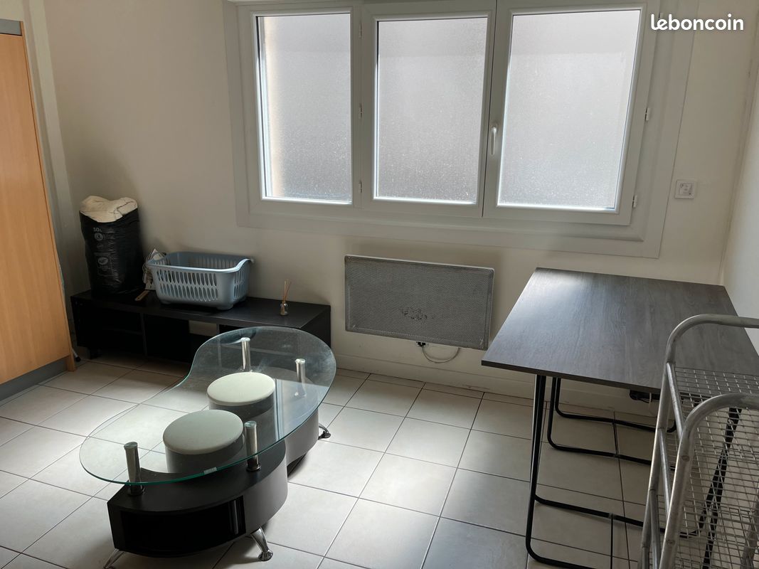 Appartement 2 pièces 25 m² · à Châteauroux · 25 m² · 450 €
