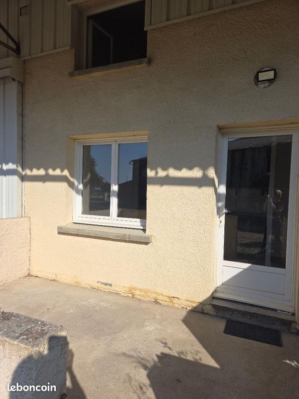 Appartement 2 pièces 35 m² · à Saint-Benoît · 35 m² · 375 €/mois