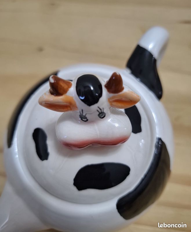 Petite théière motif vache blanche et noire (image 2)