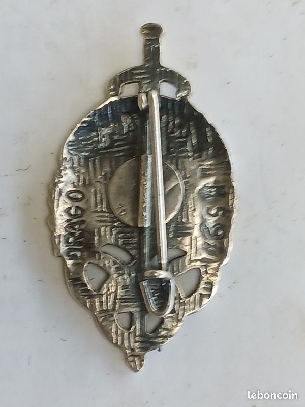 7049# INSIGNE BREVET de Préparation Militaire Elémentaire, doré/ Drago