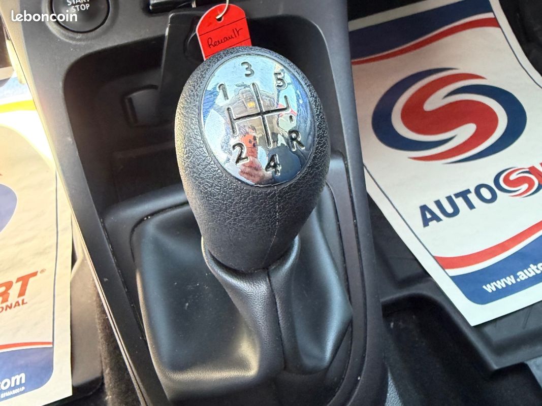 RENAULT CAPTUR TCe 90 Energy Life (image 24)