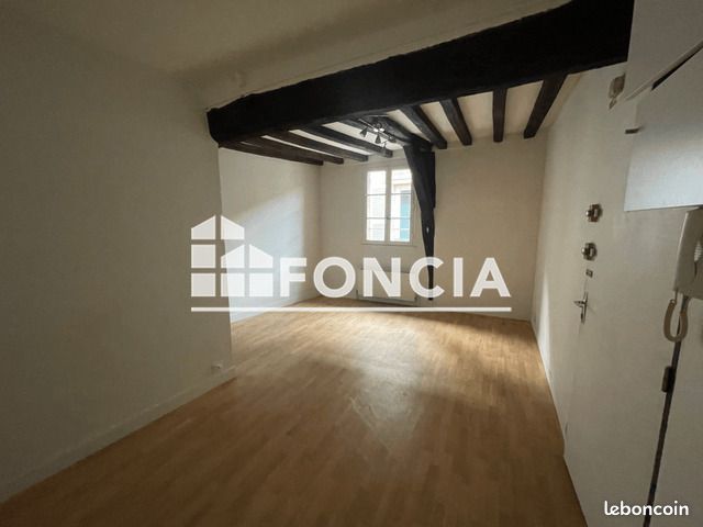 Appartement 1 pièce 27 m² · à Chartres · 27 m² · 374 €/mois