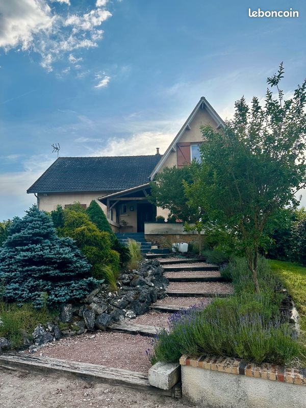 Maison 8 pièces 216 m² · à Romorantin-Lanthenay · 216 m² · 395 000 €