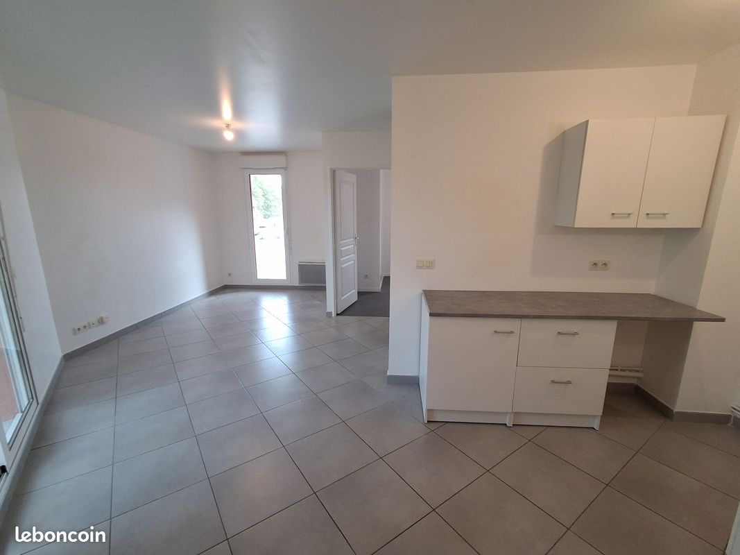 Appartement 2 pièces 40 m² · à Lisieux · 40 m² · 79 900 €