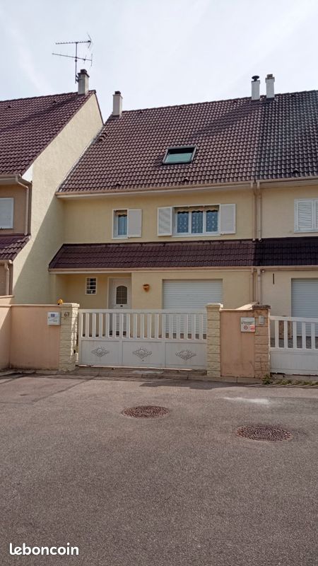 Maison 5 pièces 103 m² · à Nézel · 103 m² · 320 000 €