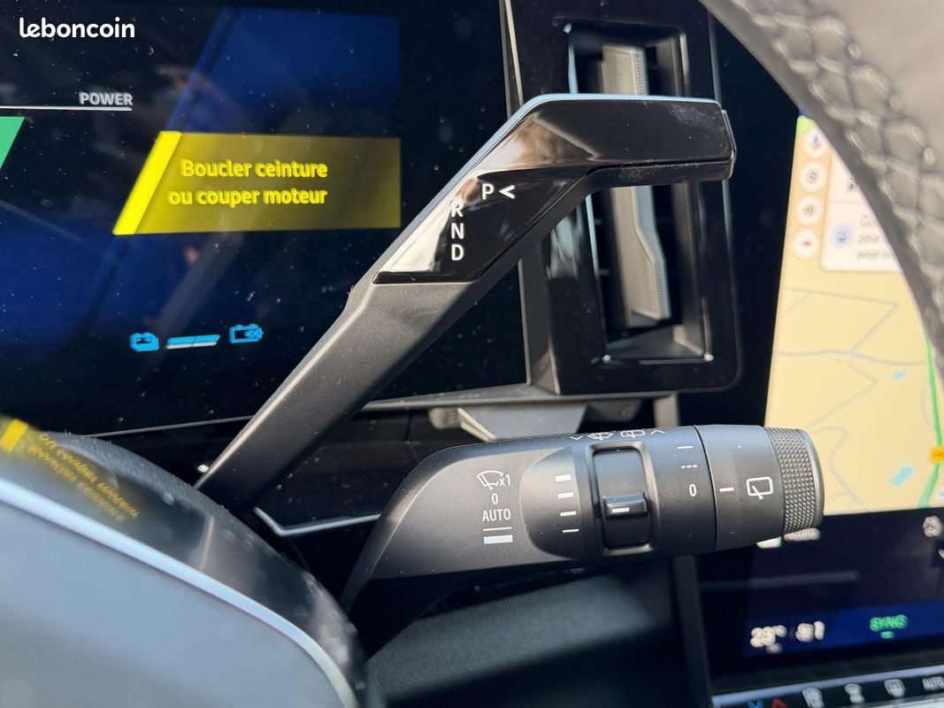Renault austral 1.2 hybride 200 boite automatique camera de recul + hayon electrique + regulateur adaptatif (image 20)