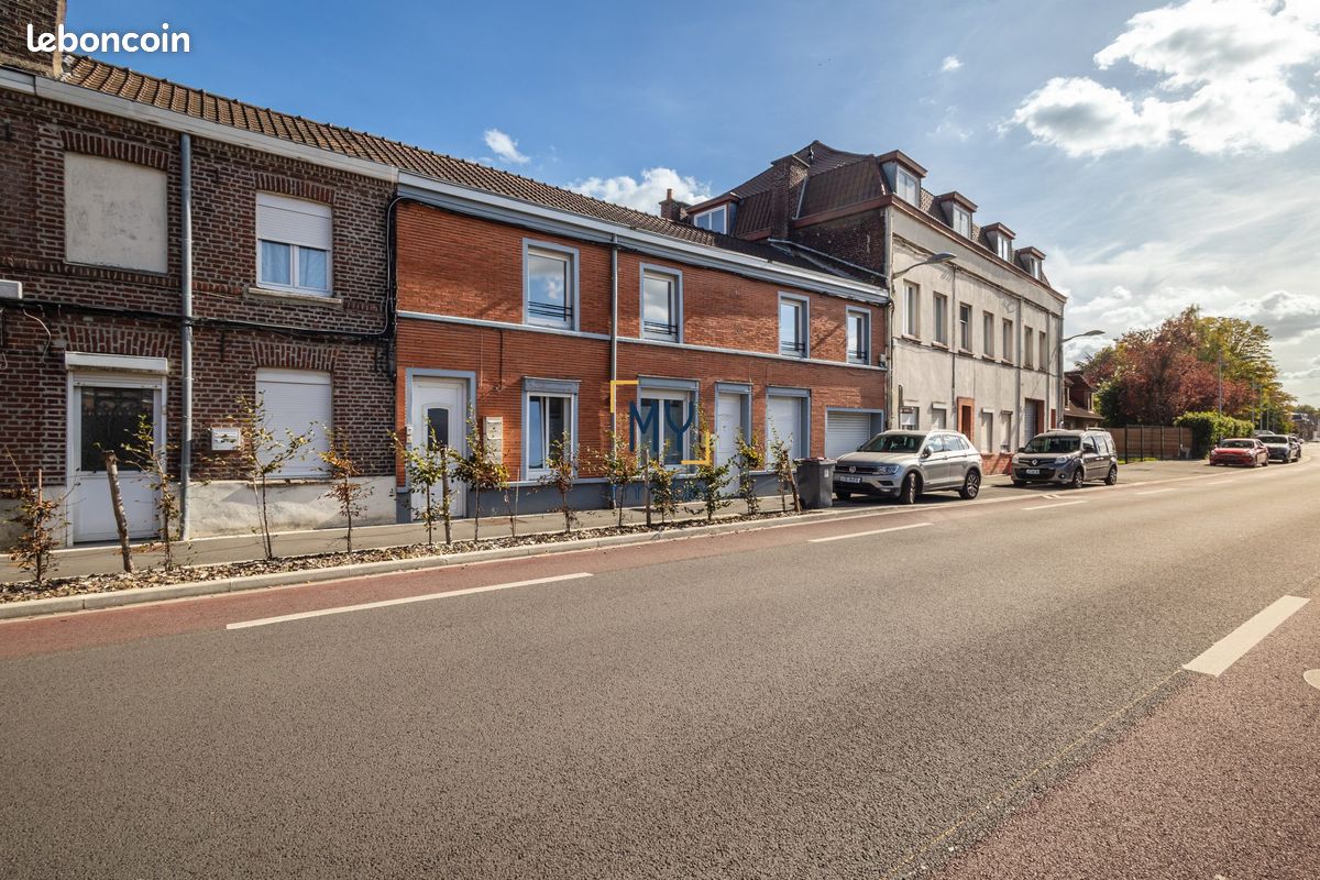 Immeuble 2 pièces 320 m² · à Marquette-lez-Lille · 320 m² · 630 000 €