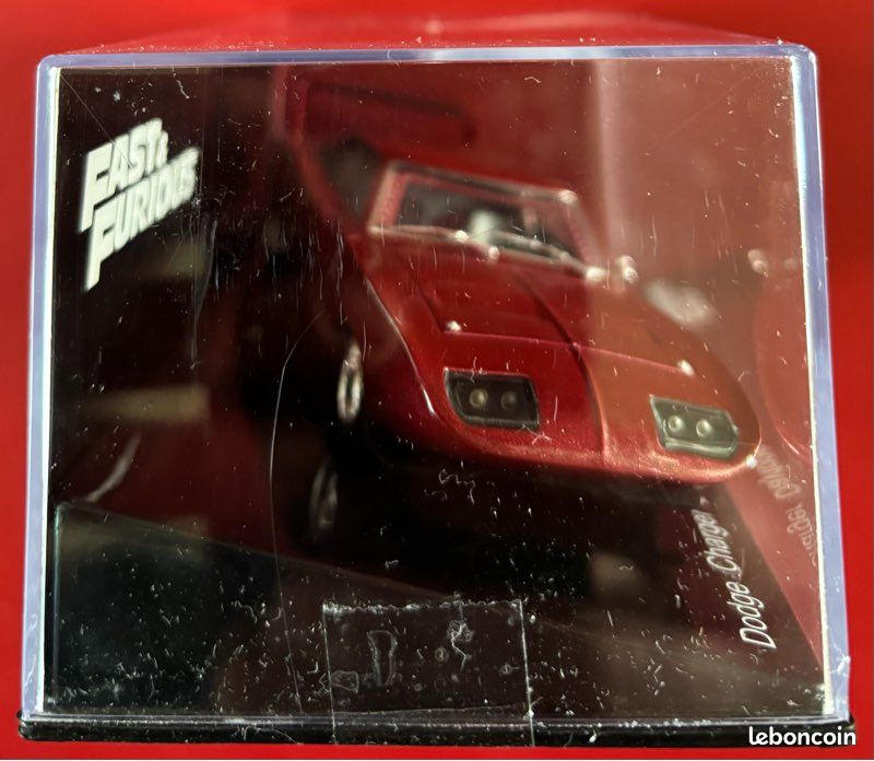 Miniature 1:24 DODGE CHARGER BLACK FF 1970 1/24
