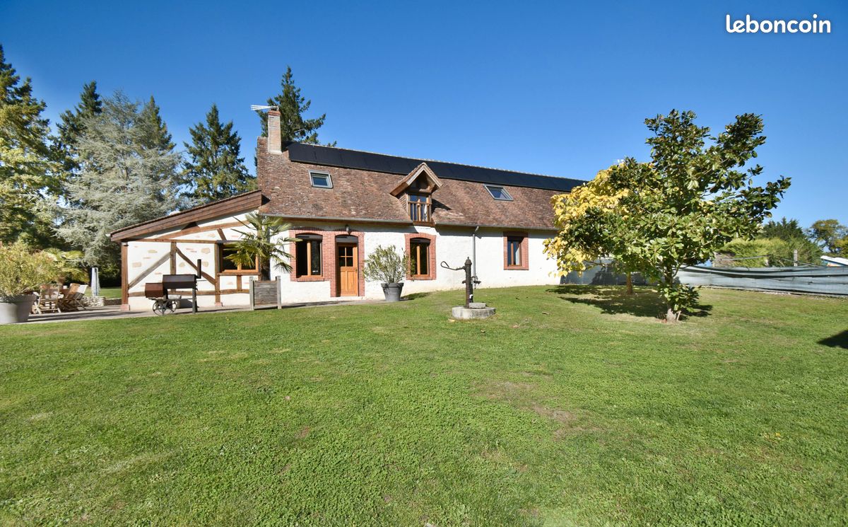 Maison 8 pièces 246 m² · à Chémery · 246 m² · 362 000 €