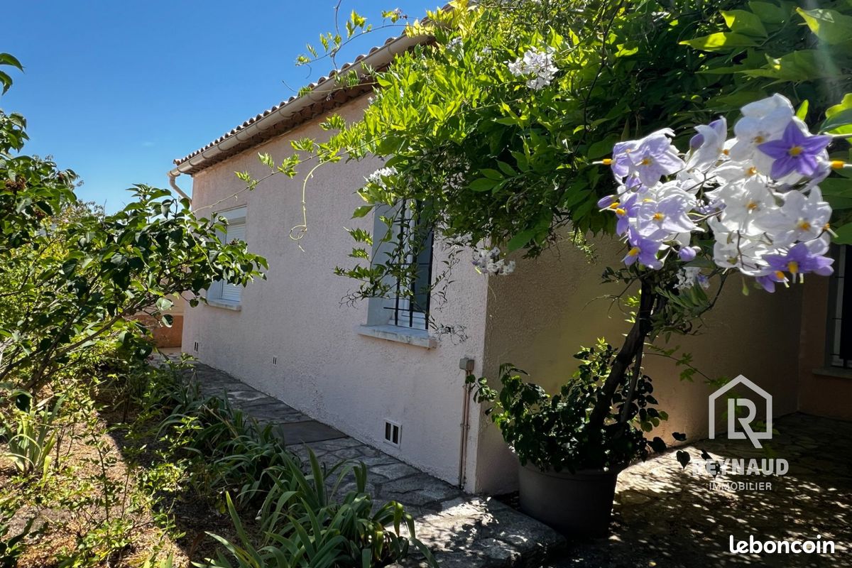 Maison 6 pièces 128 m² · à Clermont-l'Hérault · 128 m² · 339 000 €