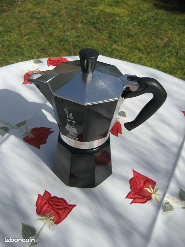 Bialetti Moka Express pour 6 personnes, noir/argent (image 9)