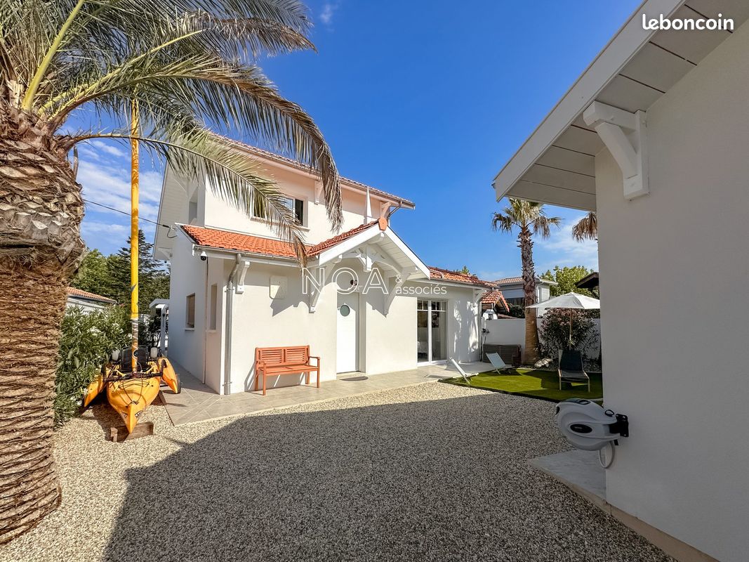 Maison 5 pièces 90 m² · à Arès · 90 m² · 749 000 €
