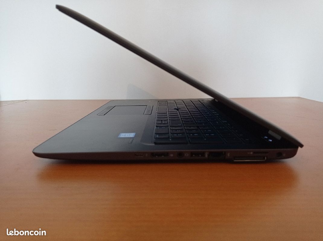 HP zbook 15u g3 i7 SSD (image 2)