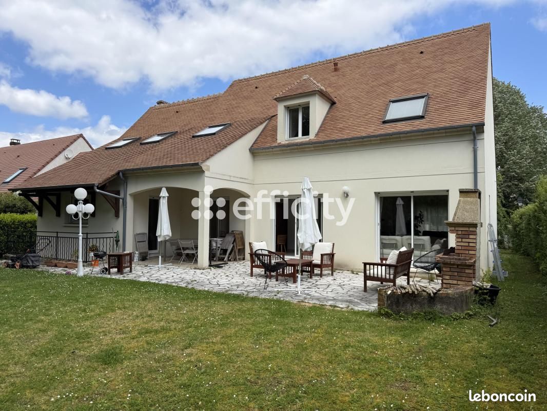 Maison 7 pièces 180 m² · à Saint-Rémy-lès-Chevreuse · 180 m² · 778 000 €