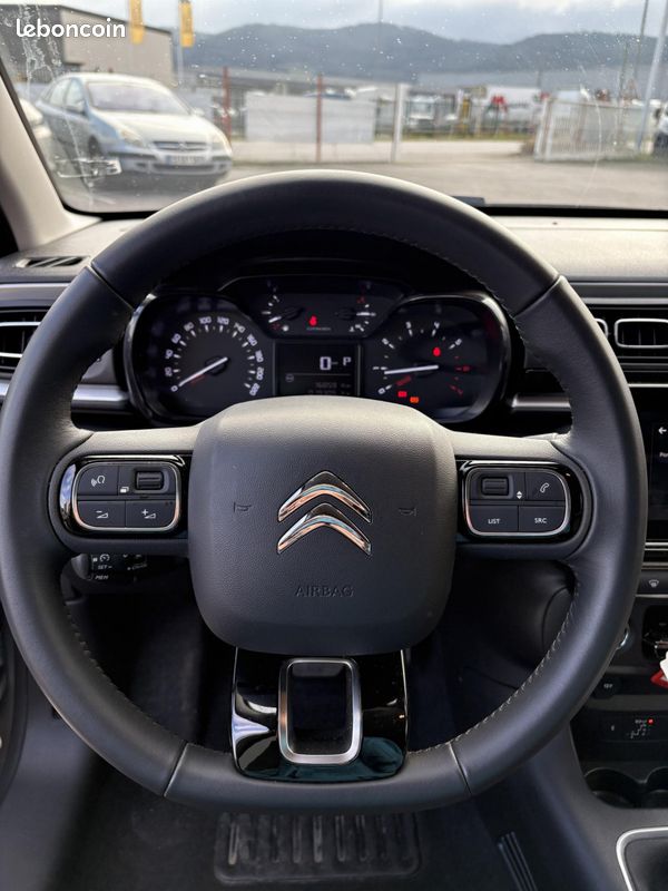 Citroën C3 (3) PureTech 110 EAT6 MAX (image 9)