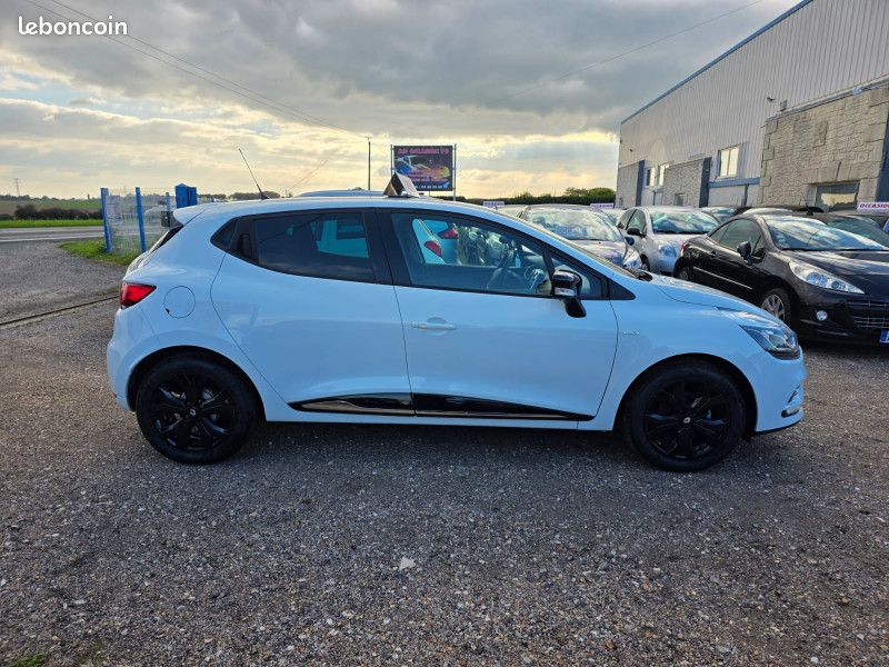 Renault CLIO IV 1.5 DCI 75CH ENERGY LIMITED 5P EURO6C (image 19)