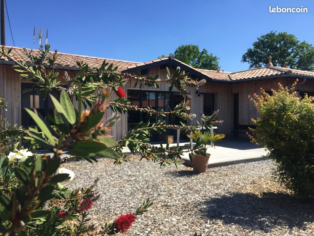 Maison 3 pièces 65 m² · à Arès · 65 m² · 1 200 €/mois