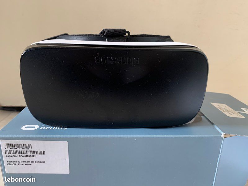 Samsung Gear VR (image 2)