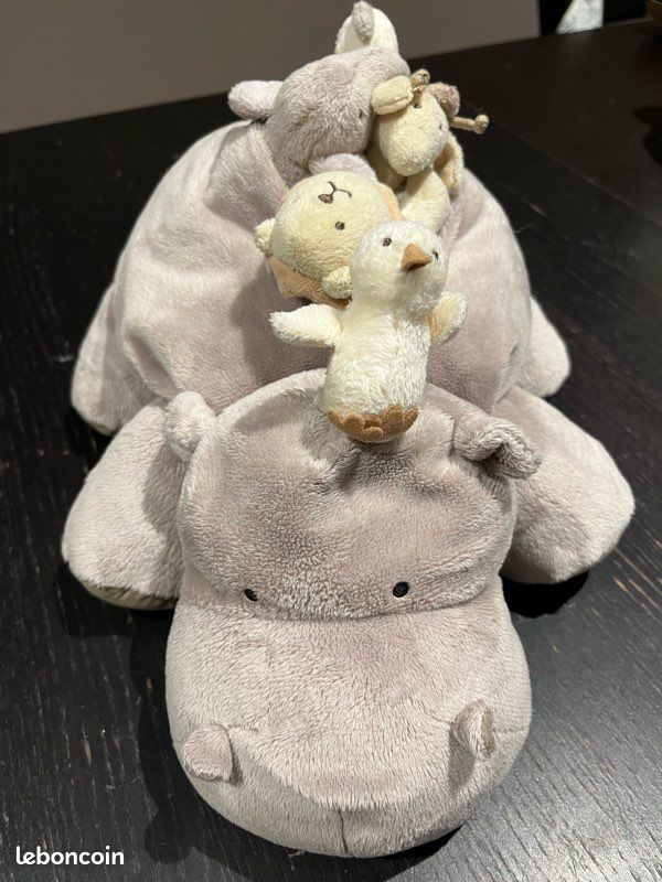 Peluche Hippopotame activités Jacadi Jeux Jouets