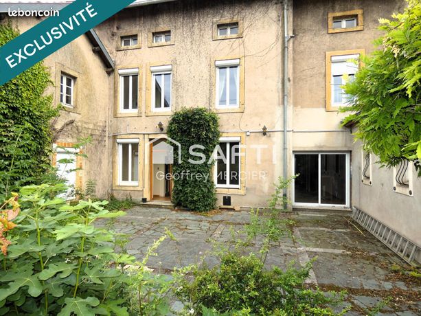 Maison 9 pièces 275 m²