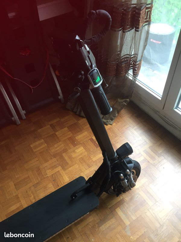 Trotinette électrique (image 5)