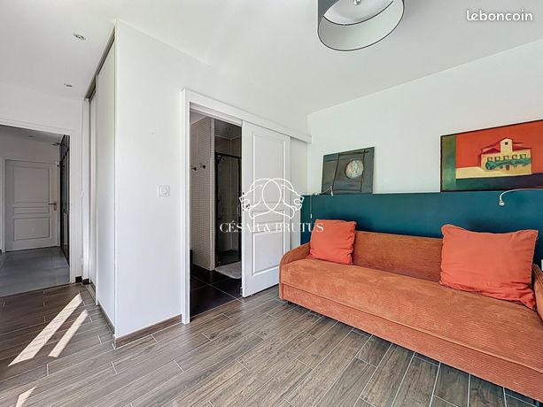 Maison 5 pièces 180 m² — 8