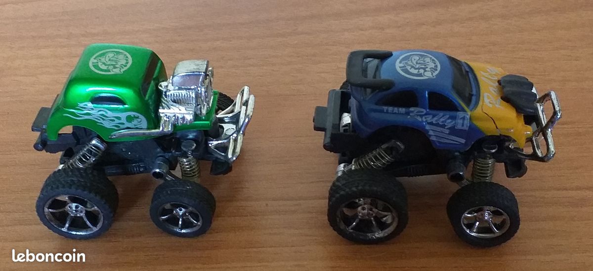 Lot 2 voitures sur grandes roues (image 2)