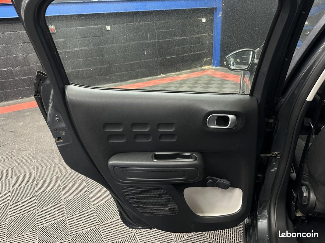 CITROEN C3 III 1.6 BlueHDi 75 CH / CLIMATISATION / FEEL (image 23)