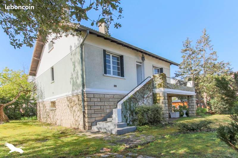 Maison 5 pièces 125 m² · à Poissy · 125 m² · 399 800 €