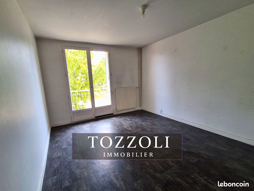 Appartement 3 pièces 57 m² · à Bourgoin-Jallieu · 57 m² · 135 000 €