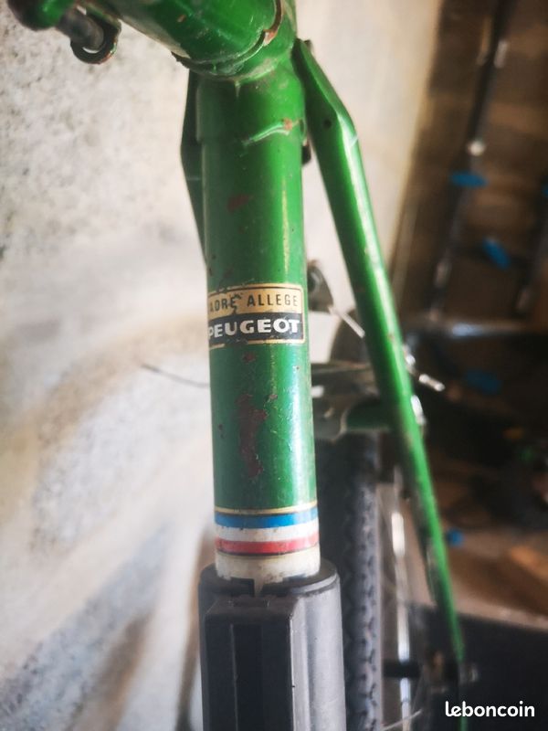 Vélo Ancien Vintage Peugeot - Vélos