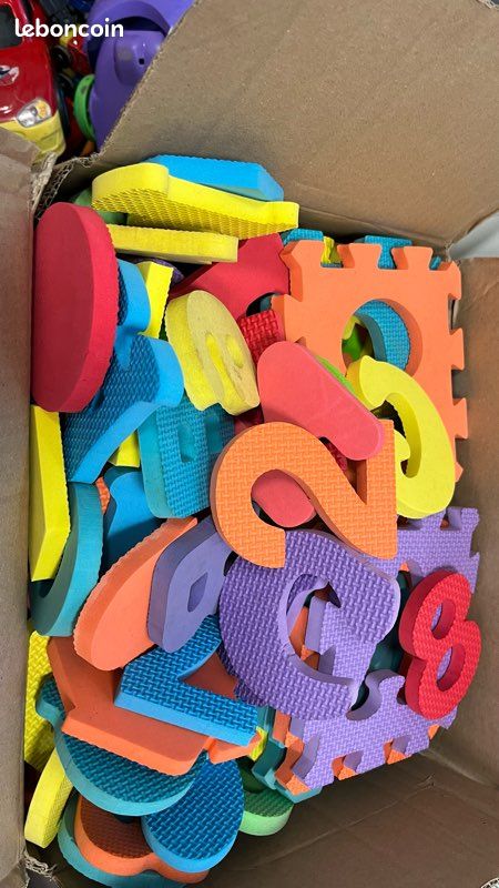 Tapis Puzzle Mousse Alphabet Et Chiffres – 36 Dalles 32x32 Cm, Épais 0.9 Cm, Sans BPA, Facile à Nettoyer