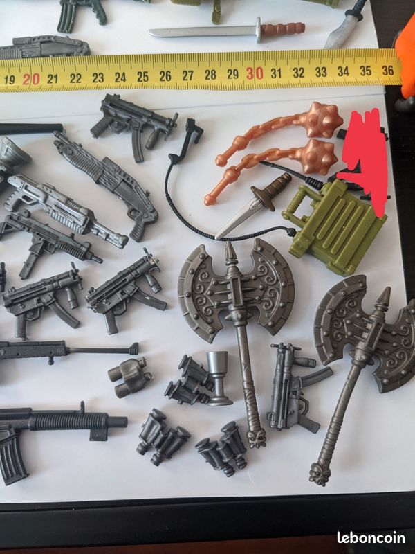 Grand lot de plus de 50+ d'armes et accessoires (image 4)