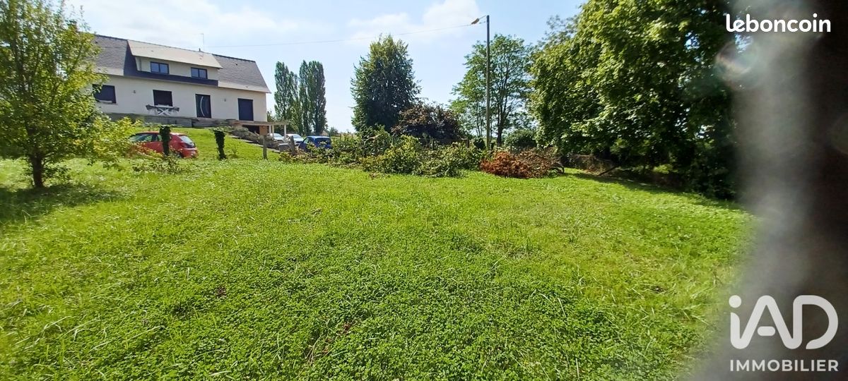 Terrain 1695 m² · à Butteaux · 1 695 m² · 39 000 €