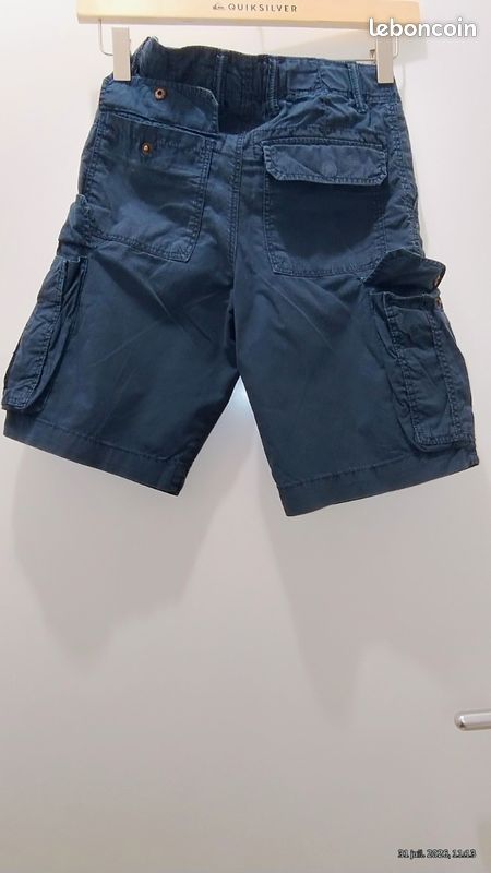Short bleu avec 6 poches 8/9 ans (image 6)
