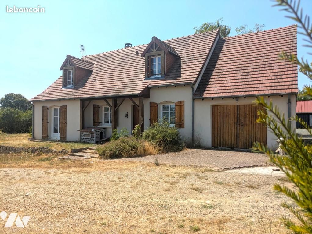 Maison 5 pièces 130 m² · à Noyant-de-Touraine · 130 m² · 220 500 €