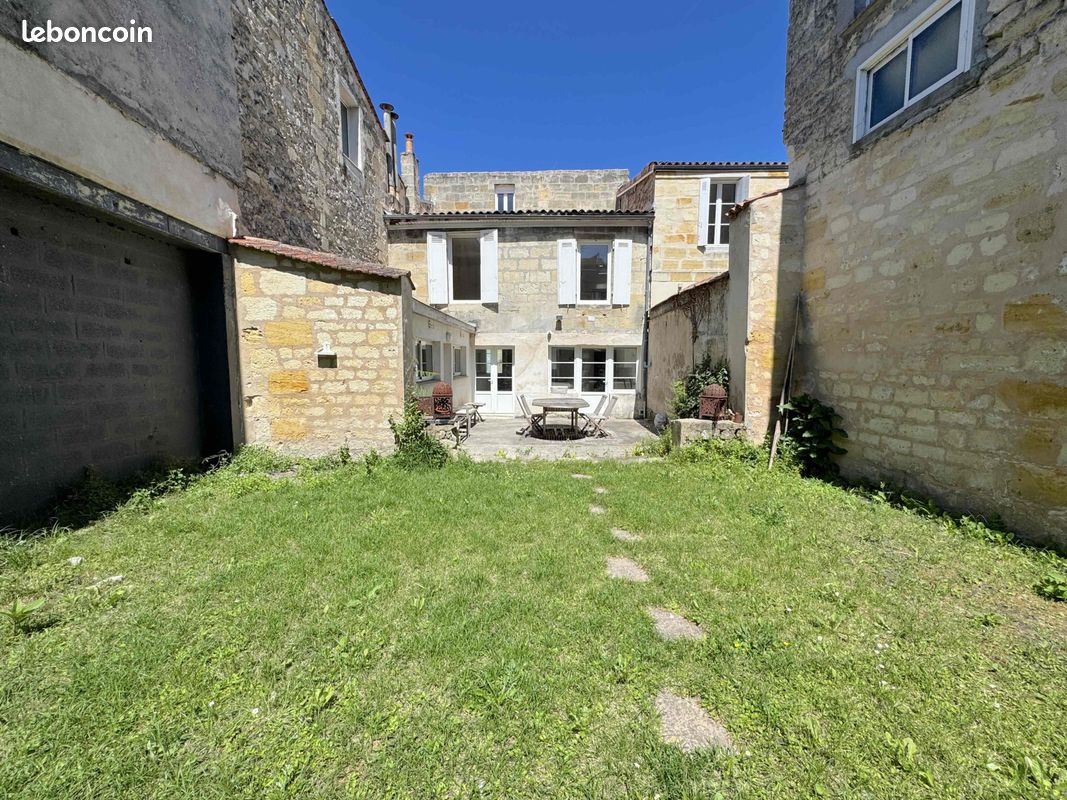 Maison 7 pièces 275 m² · à Bordeaux · 275 m² · 915 000 €