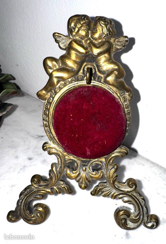Rare Porte-Montre Gousset Ancien aux Angelots – Régule Doré – Style Louis XV Rococo – Belle Époque (vers 1890-1915 (image 2)
