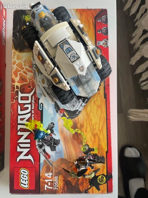 Lego 70588 (image 1)