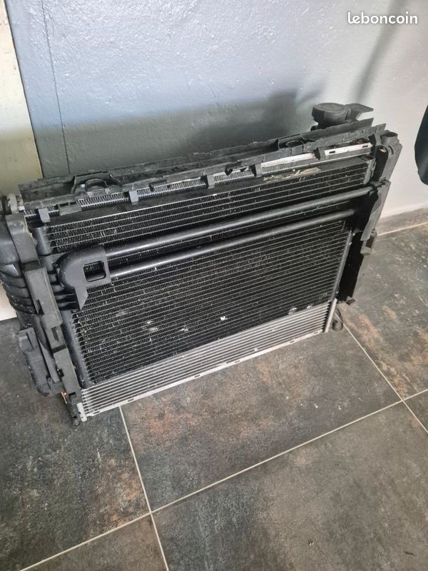 Bloc radiateur e46 (image 1)