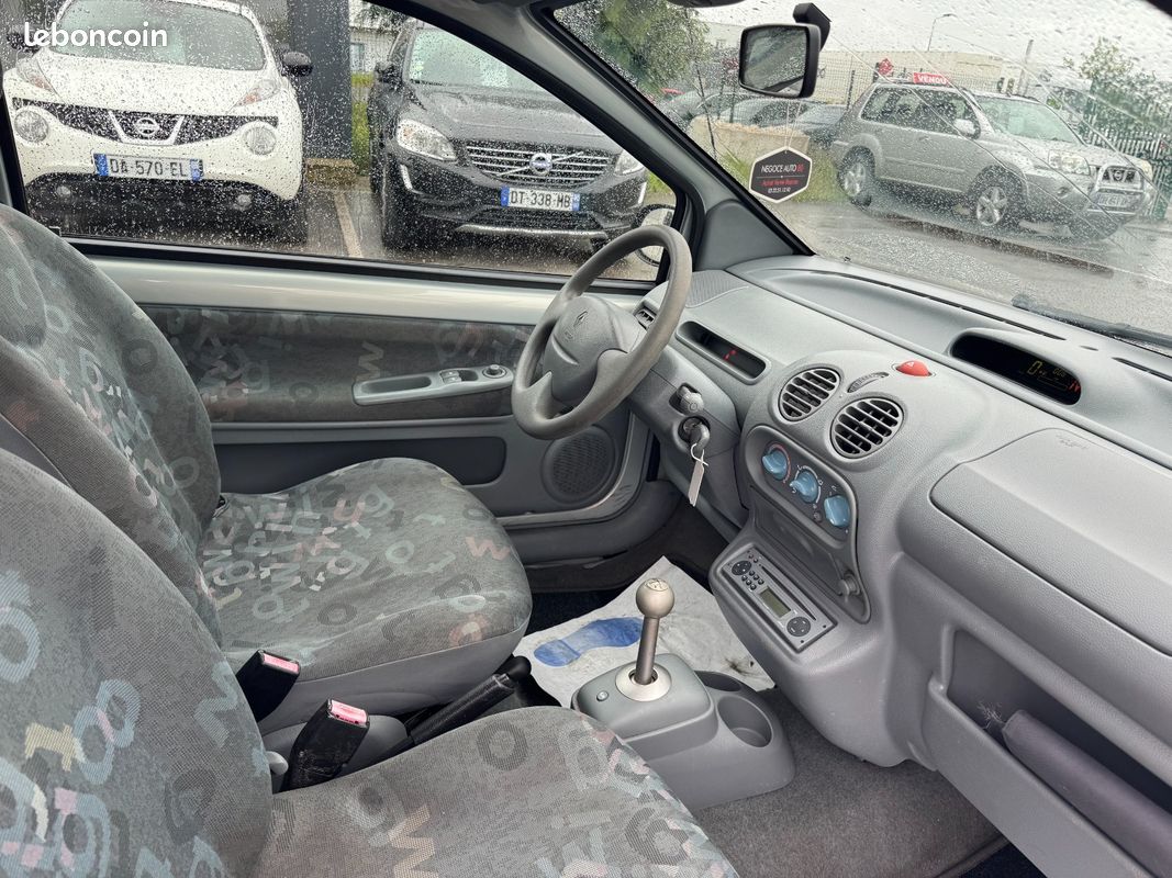RENAULT TWINGO Expression 1.2i 16V 120500 KM 06/2007 BOITE AUTOMATIQUE CLIMATISATION JANTES ALU (image 10)
