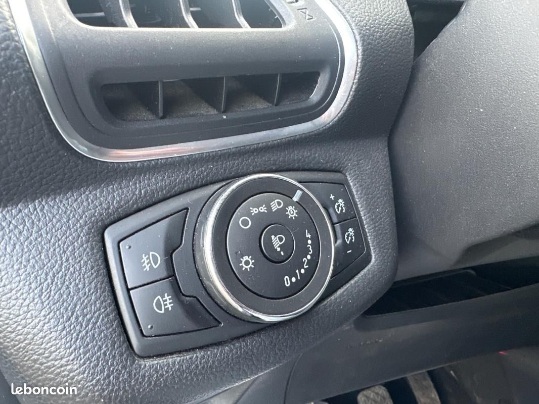 Ford B-Max 1.0 EcoBoost 125 S&S Edition (image 28)