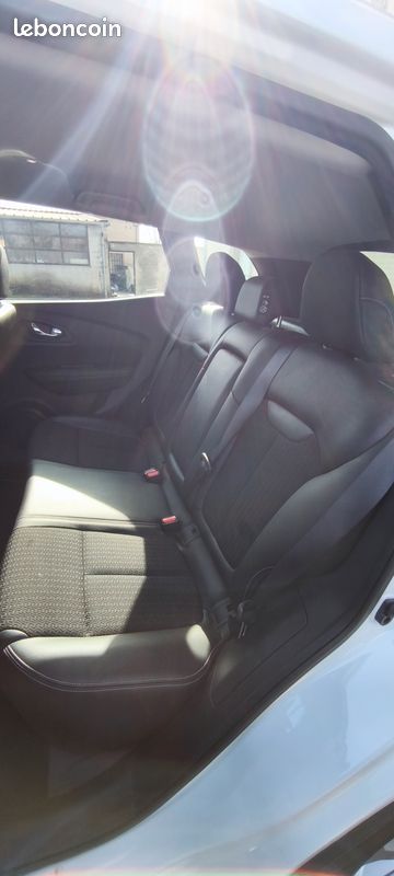 Renault Kadjar 1.5 Dci 110cv Edc Intens (image 3)