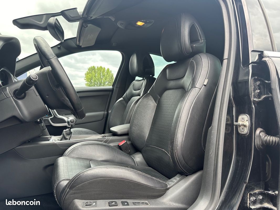 CITROEN DS4 HDi 160ch Sport Chic CUIR SONO DENON ATTELAGE BLUETOOH AUCUN FRAIS (image 11)