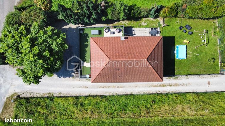 Maison 4 pièces 200 m²